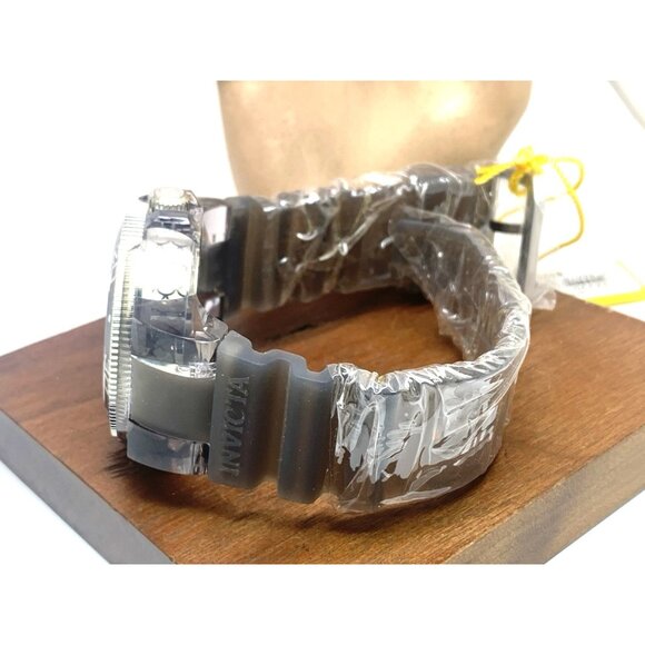 Invicta Men's Watch 32330 Pro Diver Black Dial Quartz Gray Rubber Strap Quartz - Picture 10 of 13